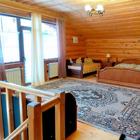 U Druziv Guest house Polyana (Transcarpathia)